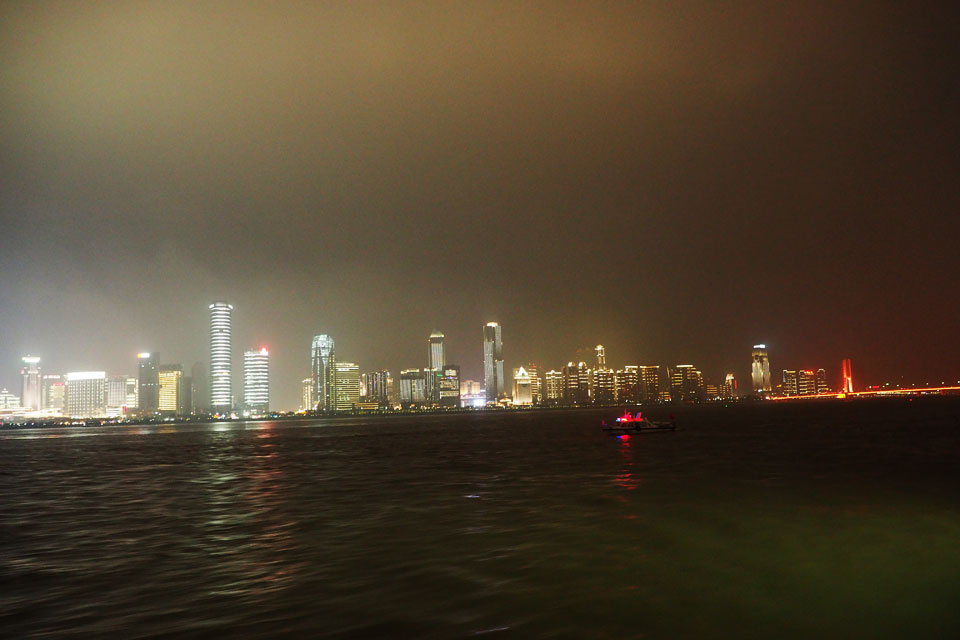 �������ϡ���¥���£�10��22�������ϲ�һ�����������ƹ���ɹ��걨������ཨ������̶��������㼪��˹��¼����һ���ٵĻ���Ƕ��ϲ���һ�����������������̵Ŀ϶���Ҳ��־���ϲ�����ҵ������������������ߴ��ϡ��ˡ�