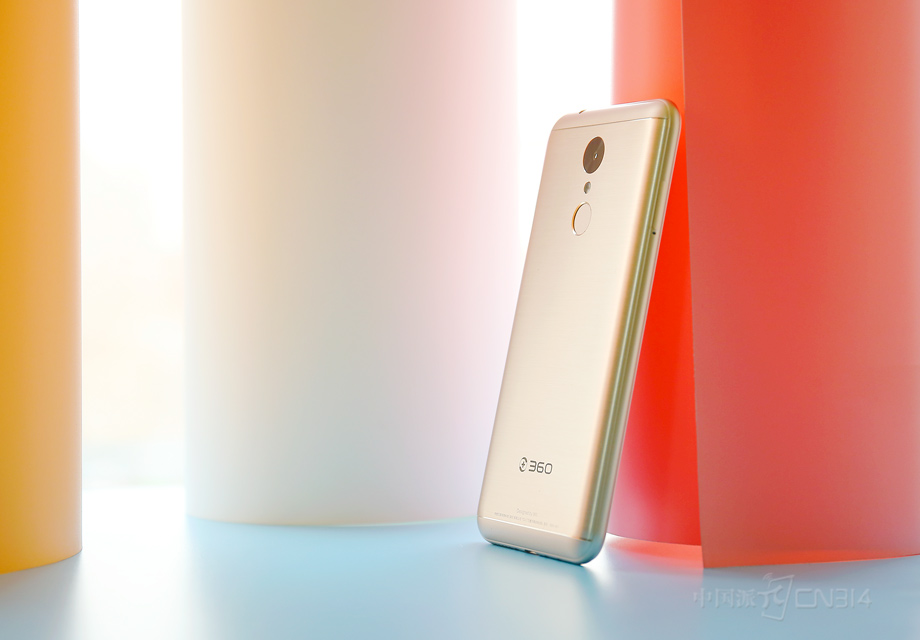 �����Ҳ�����е�Դ���������������������п�������ϣ��������У�û�����ɿ��ĸо���