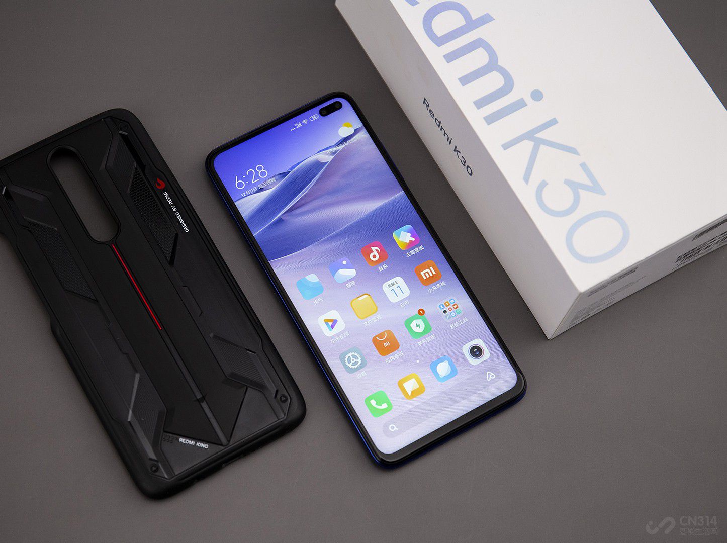 �ŷ�����Redmi K30ע������׵����ǲ�Ʒ����5G�汾���ۼ��ڶ�ʱ����Ӧ�ú�������������Ʒ��������4G�汾Ҳ������Redmi��һ�ᡰ���硱����ȫ��Ĺ��ܡ����ڵ����ܣ�ͻ�����Լ۱���һ��Ӯ���������ߵ�ϲ����