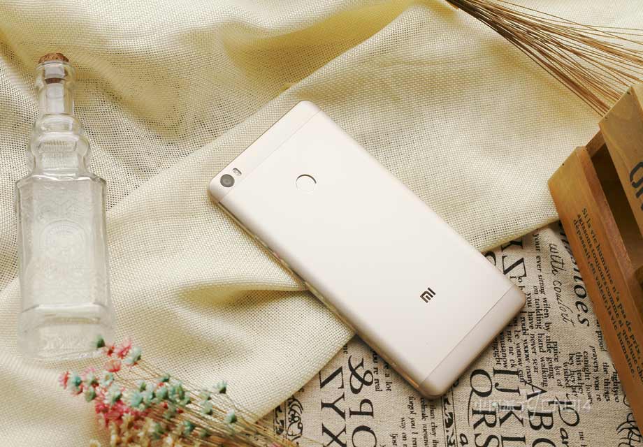 ͬʱ������ֻ������ý���������ʹ�������ľߵ��Ρ�������������ʽ������кܴ�ĺ��׼��Ӹа���