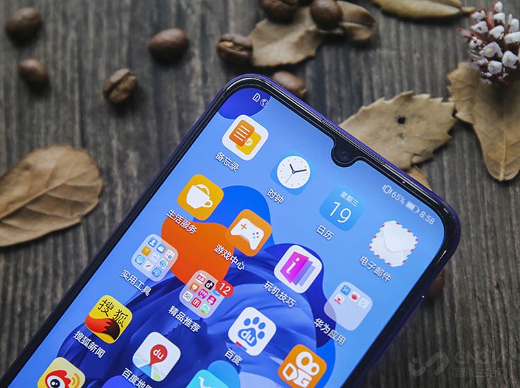 ����һֱ��novaϵ���ֻ���DNA����һ��nova5 Pro�����ؼ̳�����һ���ԣ�3200�򳬸���ǰ�㾵ͷ����߶����ģ�ͬʱ��֧��AI HDR+������⡢����Ȼ�������Ȼ�ܹ������������