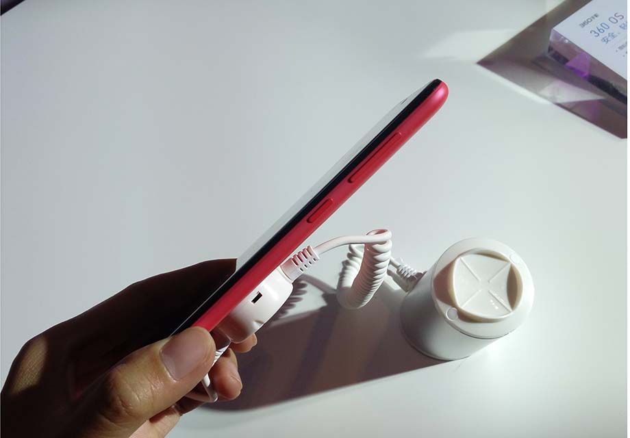 ��������ɫ�ǳ�Ư��