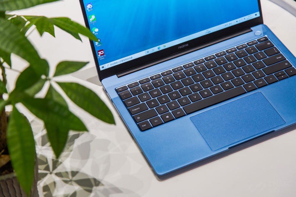 Ȼrealme BookҲһ׼Եû˸ĿЭͬܣ͹BLEֻӡɨӣȻͿԽֻݽͶļ֪ͨʾظϢ̹ȵȣΪԼ벻١