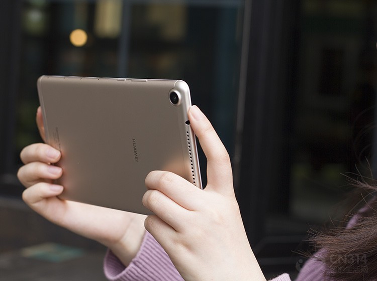 ƽ�屳��������幤ѧ��ƣ���Ե���Ƚϴ󣬸��ӷ���˫���ճ֣����Խ����߿�����˴�ĥ��������������ճ��ָкͳ�ɫ�Ĺ�ҵ��ơ�