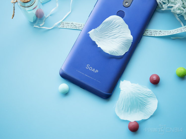 ��������ڻ���ġ�Ѭ�ա����ʸ�ֱ����������ȫû������ǧԪ���ġ��������족�ĸо���