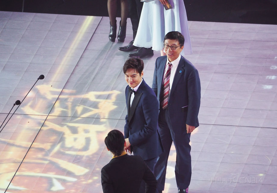 ���ӡ���̬����֮ҹ��