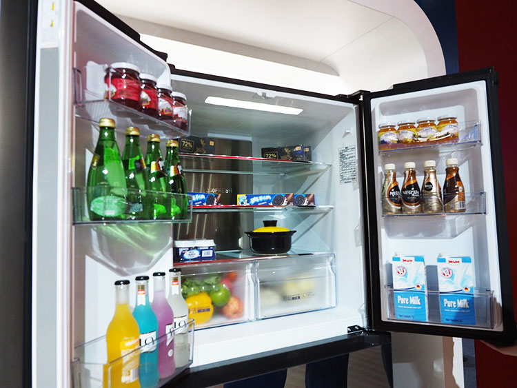 �ñ����Ϊ���㣬��һ��Ϊ����ң����Է���ˮ�����߲ˡ����ϵȣ��²�Ϊ�䶳�ҿ����ٶ����ࡢˮ�ȵ�ʳ�