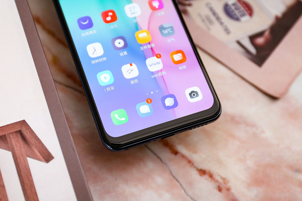 ˵Ļvivo S6ĻµĻָƼĻָƽٶȽһֻҪһѸٽ6.44Ӣ硢ߴ2400x1080ֱʵAMOLED˳ɫӾܣ׷硢ˢֱӰ΢Ƭܻüѵ顣