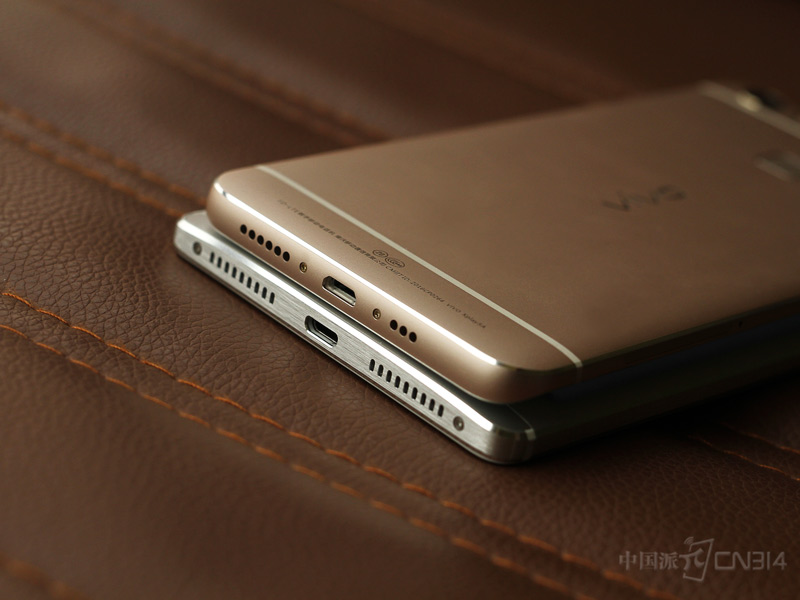 vivo Xplay5�ͻ�ΪMate8.JPG