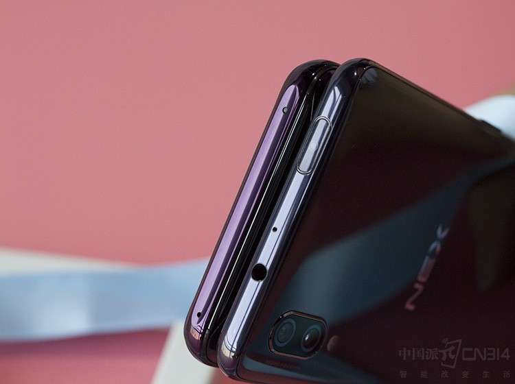 针尖对麦芒 OPPO Find X、vivo NEX对比