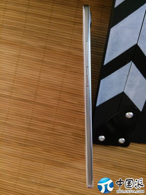 OPPO R53421.png