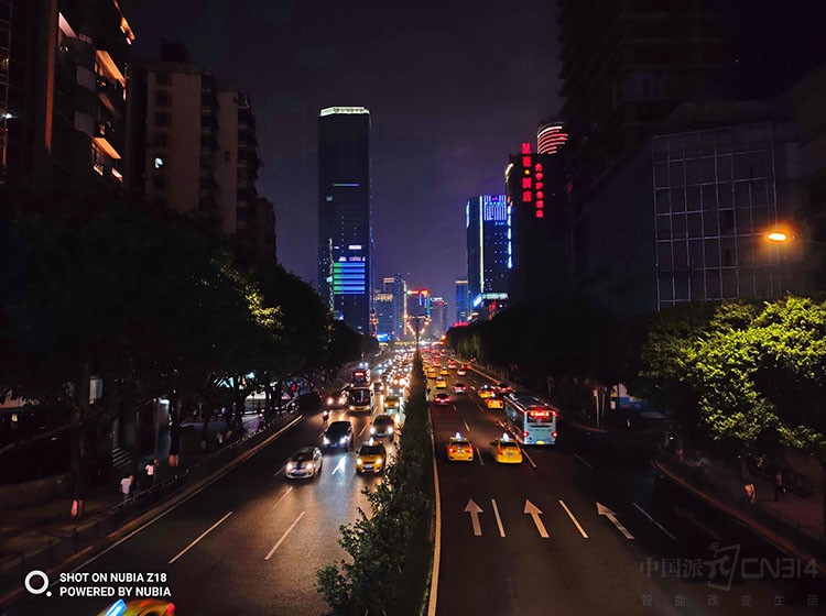 ҹ��˭�Ҹ�ǿ��Ŭ����Z18��һ��6���ƴ