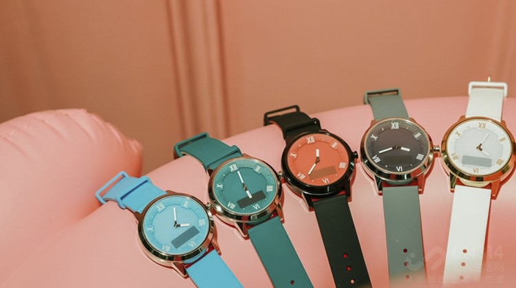 ����ƽ�� ������������ Watch X Plus����
