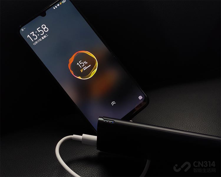 vivo双向闪充移动电源体验进出225w才爽