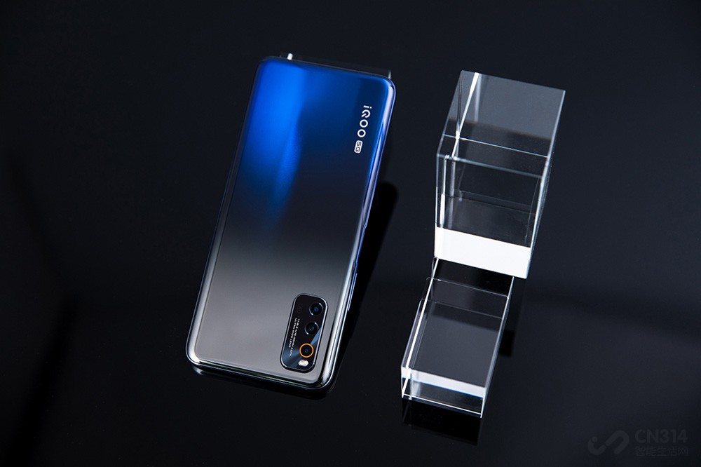 iQOO Neo3飺С10 Proʰ·