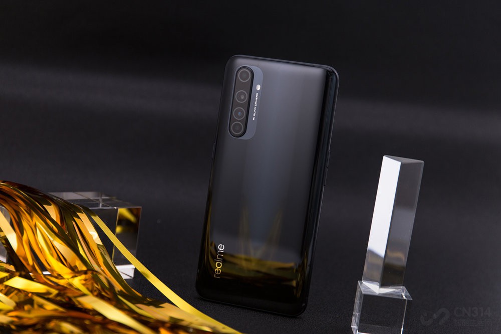 速度王者! 真我X50 Pro 玩家版首发评测 速度王者! 真我X50 Pro 玩家版首发评测