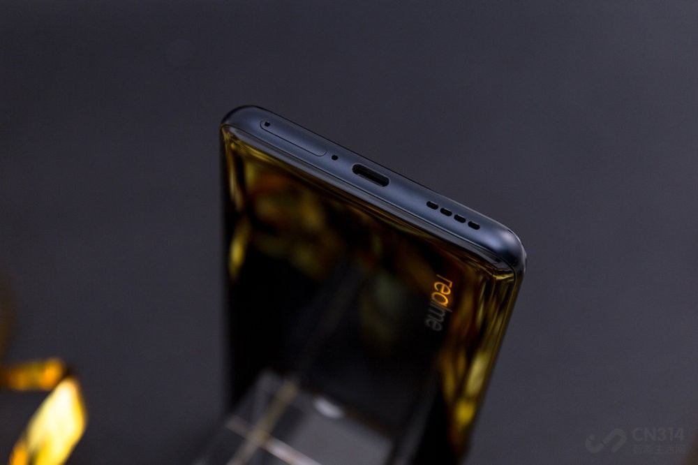 速度王者! 真我X50 Pro 玩家版首发评测 速度王者! 真我X50 Pro 玩家版首发评测