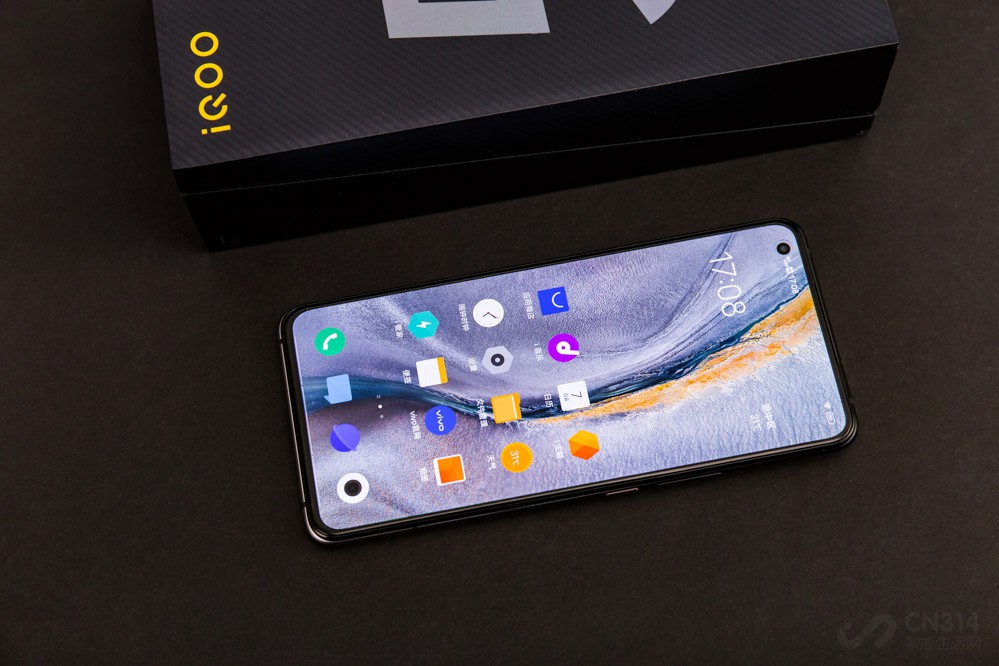 ʹiQOO 520 оϲҲʧ