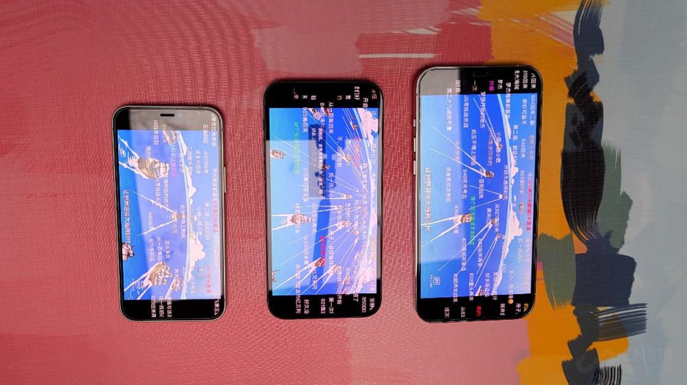 iPhone 12ϵ mini