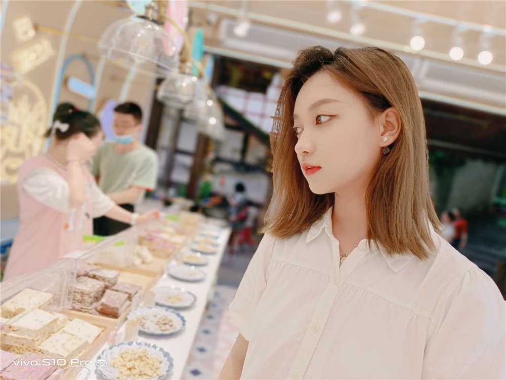 vivo S10 Pro áʱ䡱ܵɫѧ