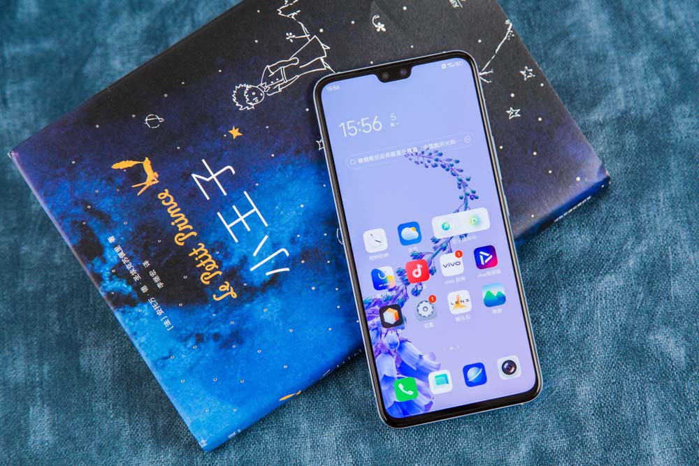 vivo S10 Pro áʱ䡱ܵɫѧ