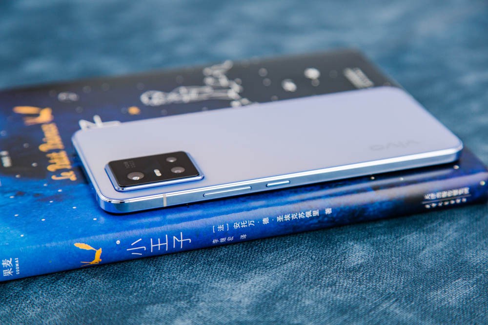 vivo S10 Pro áʱ䡱ܵɫѧ