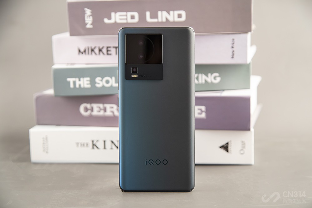 iQOO Neo 7深度体验 它太会调校芯片了！