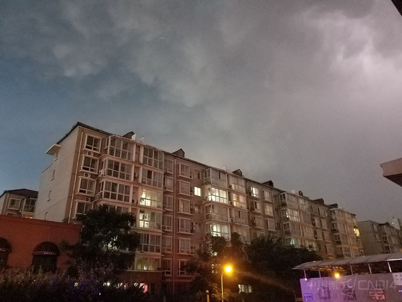952122.jpg