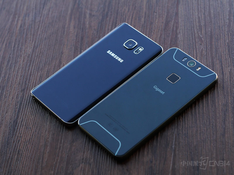 Gigaset���ME pro������Galaxy Note5�����Ա�.JPG