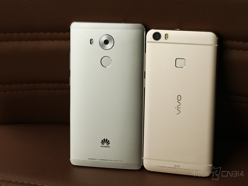 vivo Xplay5�ͻ�ΪMate8.JPG