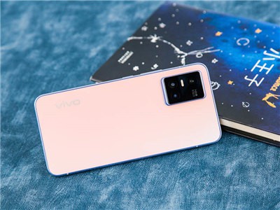 vivo S10 Pro áʱ䡱ܵɫѧ