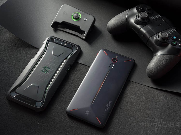 游戏手机的对决 红魔黑鲨谁操控更流畅?