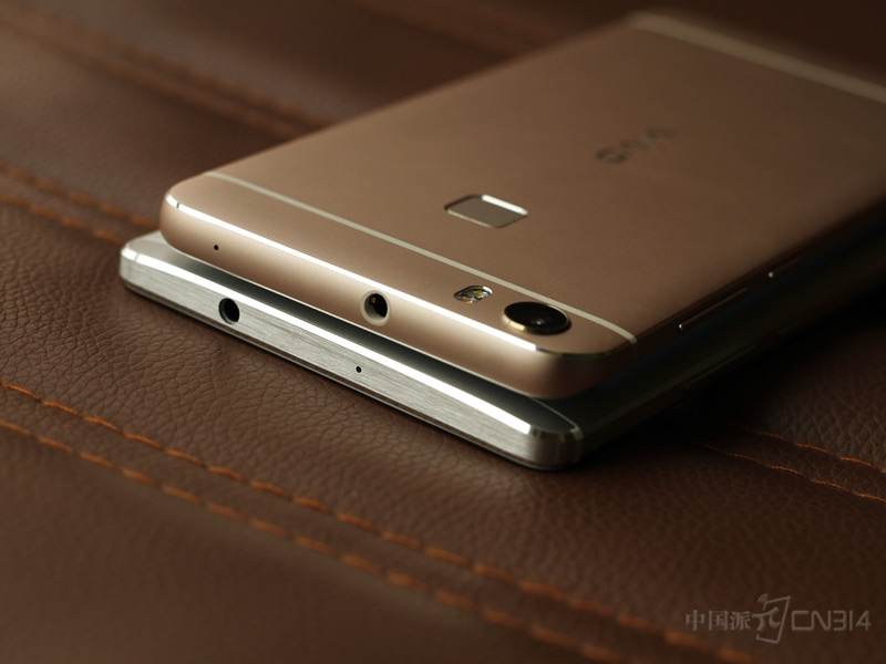 vivo Xplay5�ͻ�ΪMate8.JPG