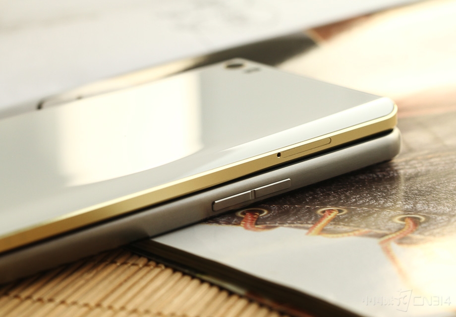 Gigaset ME pro��С��Note.JPG