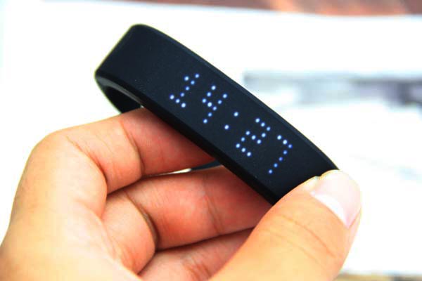 �����ֻ�208.jpg
