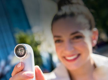 򵥷 HTC REʹĵ