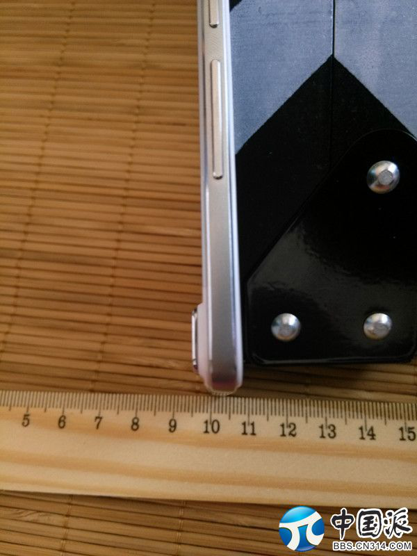 OPPO R51988.png