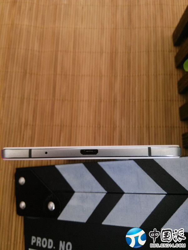OPPO R52399.png