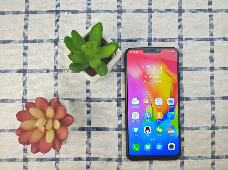 ������Ϸ���ֳ�ɫ��ȫ����vivo Y83����