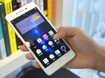 С˱ʵ OPPO R7»
