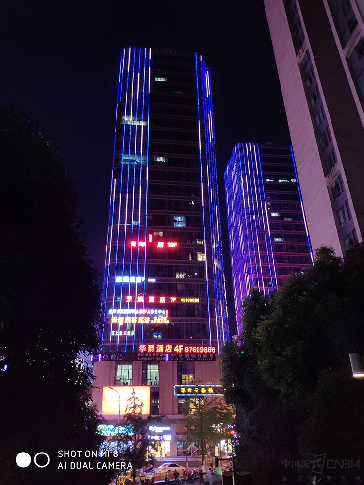 打脸雷布斯 用一加6揭开小米8伪旗舰真相