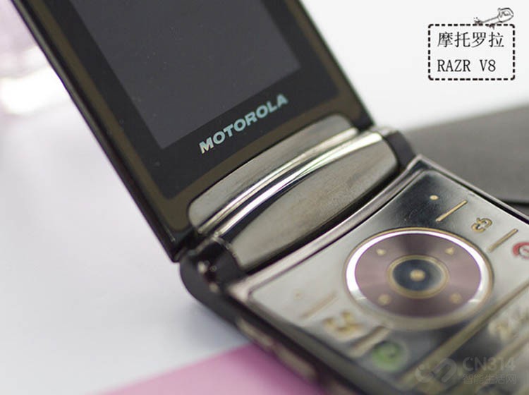 Ħ������RAZR V8