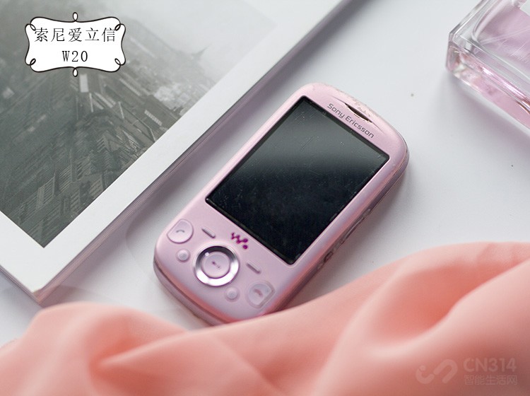 ᰮW20