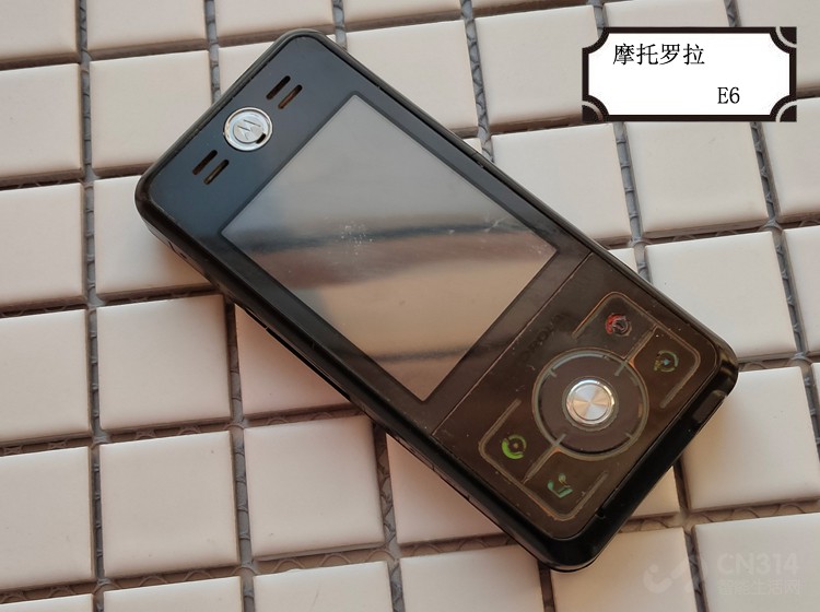 酷炫潮的摩托罗拉e系列,你小时候有哪个?