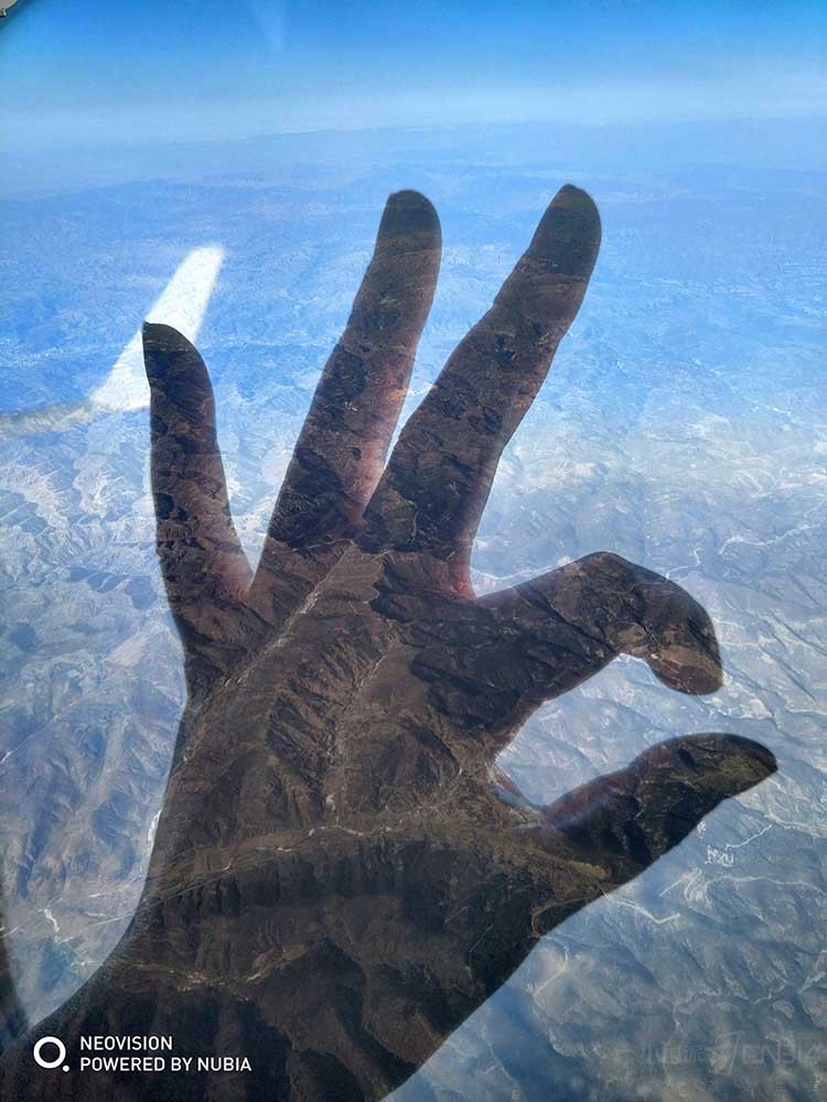 来自三万英尺高空的极限撩妹 你必须得服