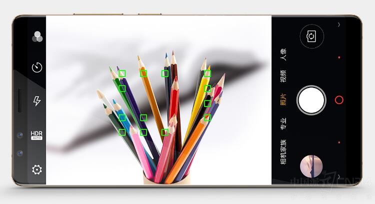 陪女王逛街有这手机 你还有什么理由吼累