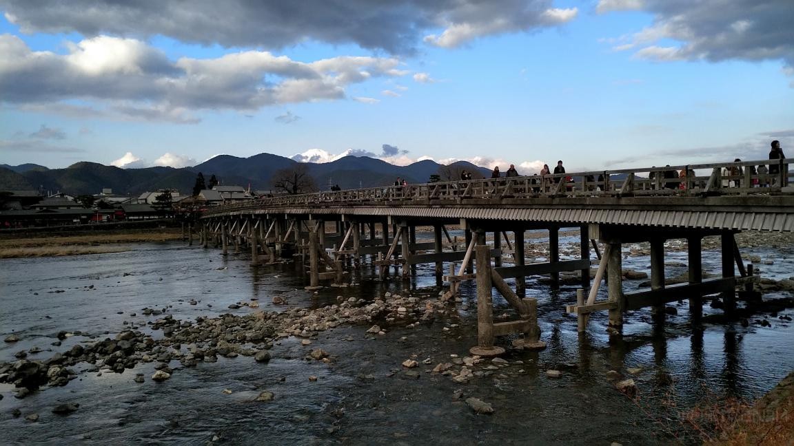 ���ڳ�������ʲô���գ�Сţ�����ξ���