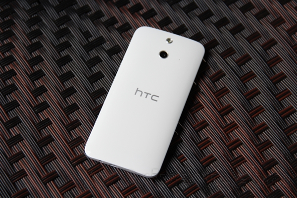 手感超级棒!2799元HTC One时尚版图赏