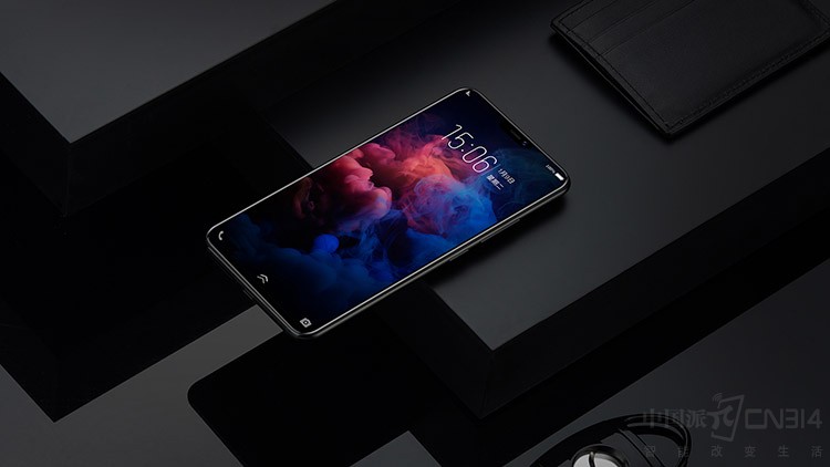 vivo X21真机美图曝光 短刘海更吸眼球!