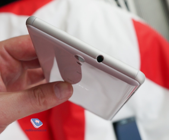 ����Xperia�»�����ʵ�ģ���խ�߿�˧����